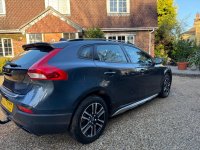 VOLVO V40 CROSS COUNTRY