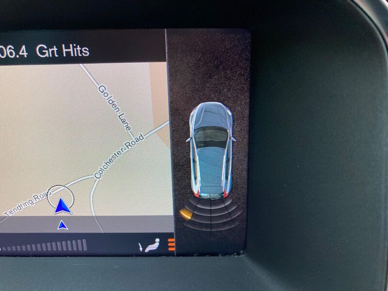 VOLVO V40 CROSS COUNTRY