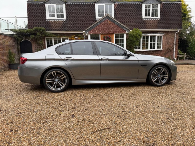 BMW 5 SERIES