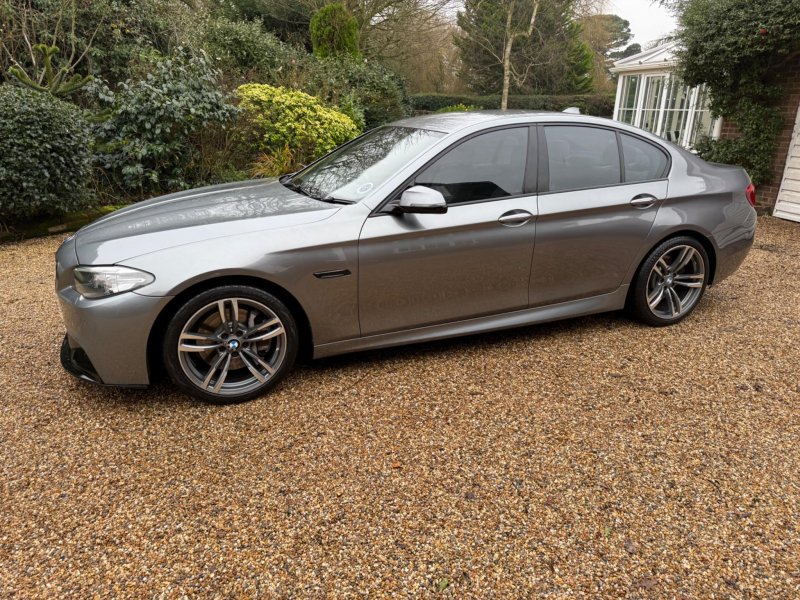 BMW 5 SERIES