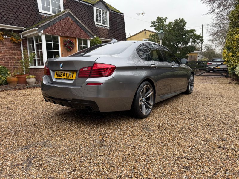BMW 5 SERIES