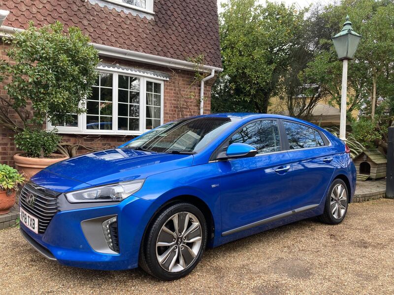 HYUNDAI IONIQ