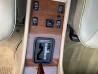 MERCEDES-BENZ 230