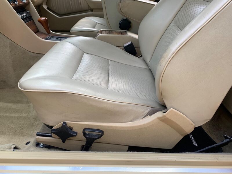 MERCEDES-BENZ 230