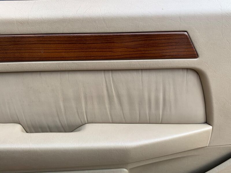 MERCEDES-BENZ 230