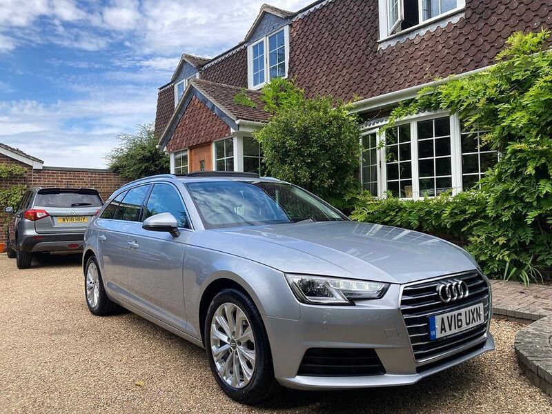 AUDI A4 AVANT