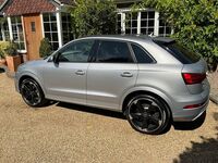AUDI RS Q3