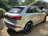 AUDI RS Q3