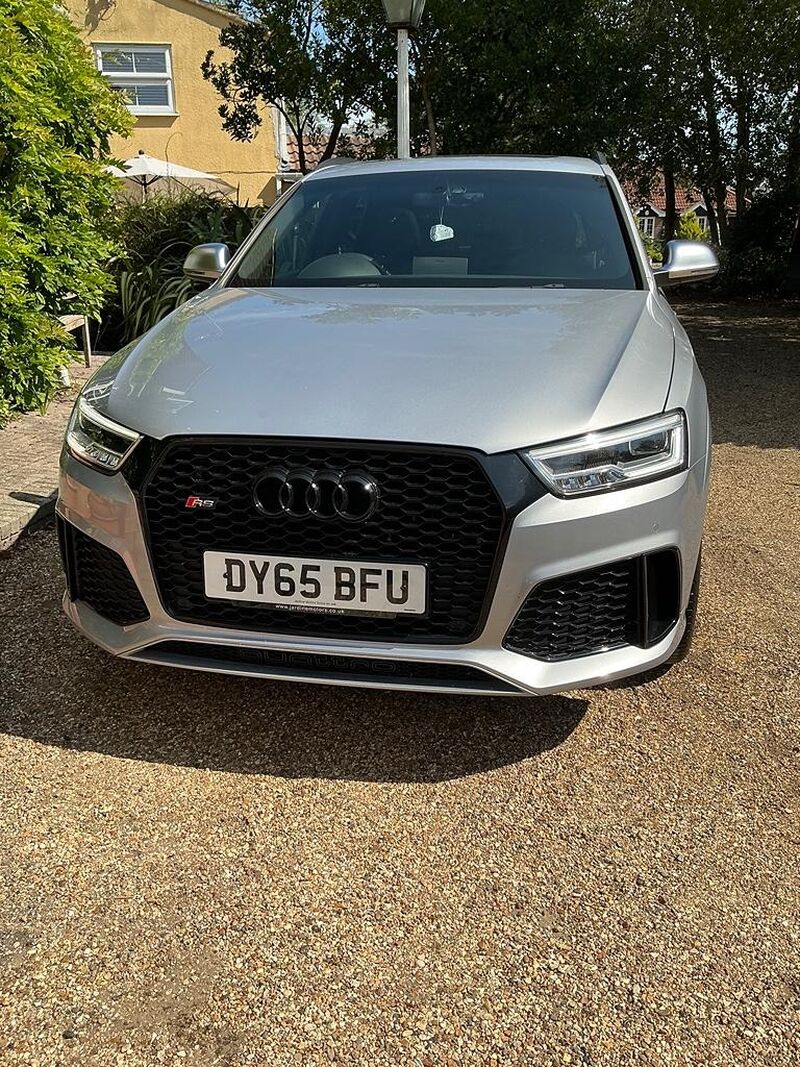 AUDI RS Q3