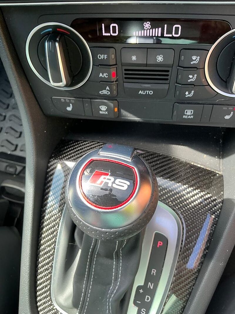 AUDI RS Q3