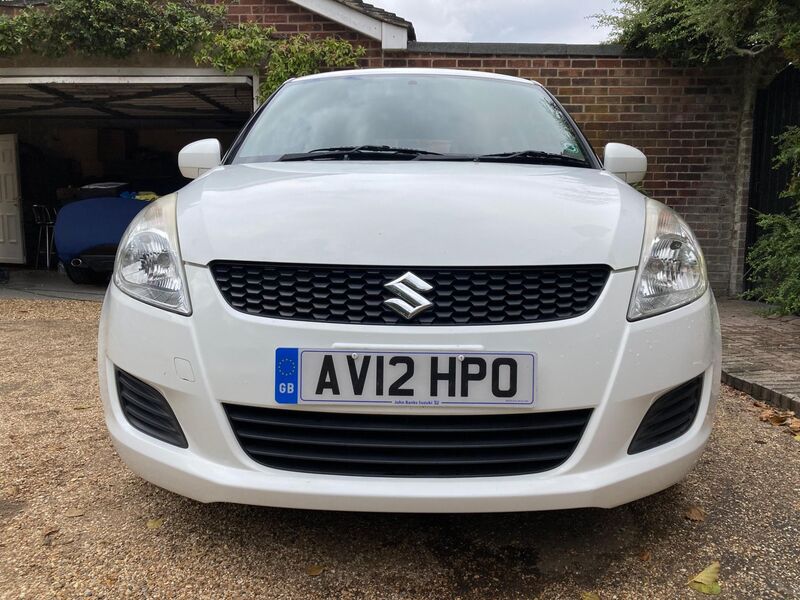 SUZUKI SWIFT