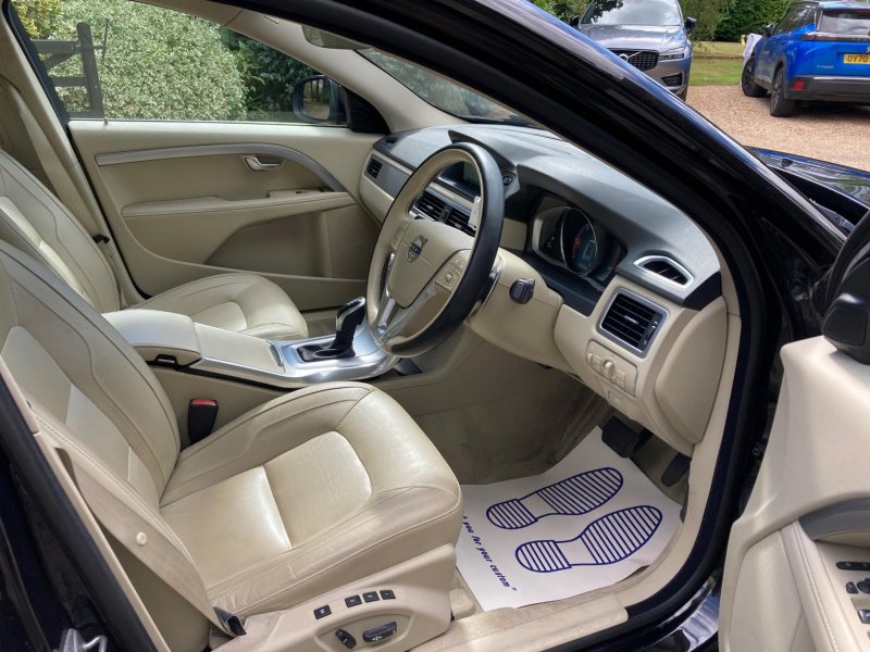 VOLVO S80