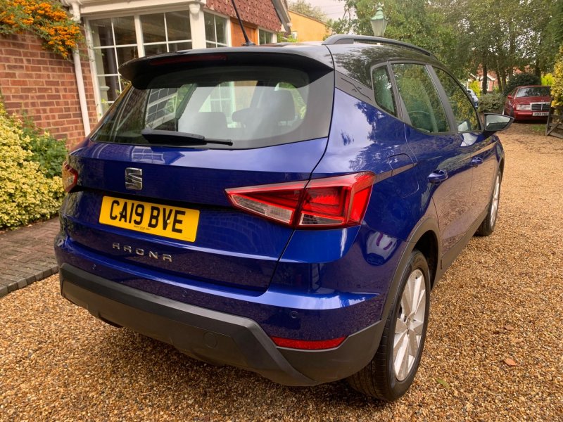 SEAT ARONA