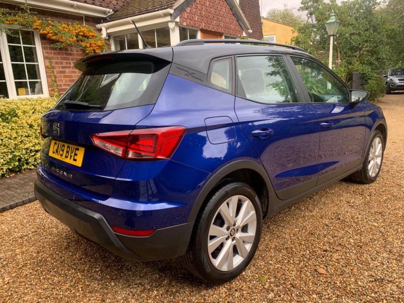 SEAT ARONA
