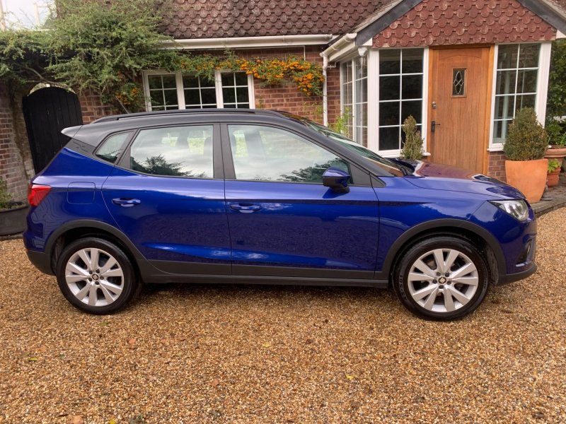SEAT ARONA