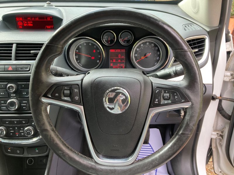 VAUXHALL MOKKA