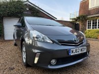 TOYOTA PRIUS+
