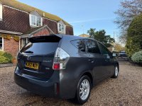 TOYOTA PRIUS+