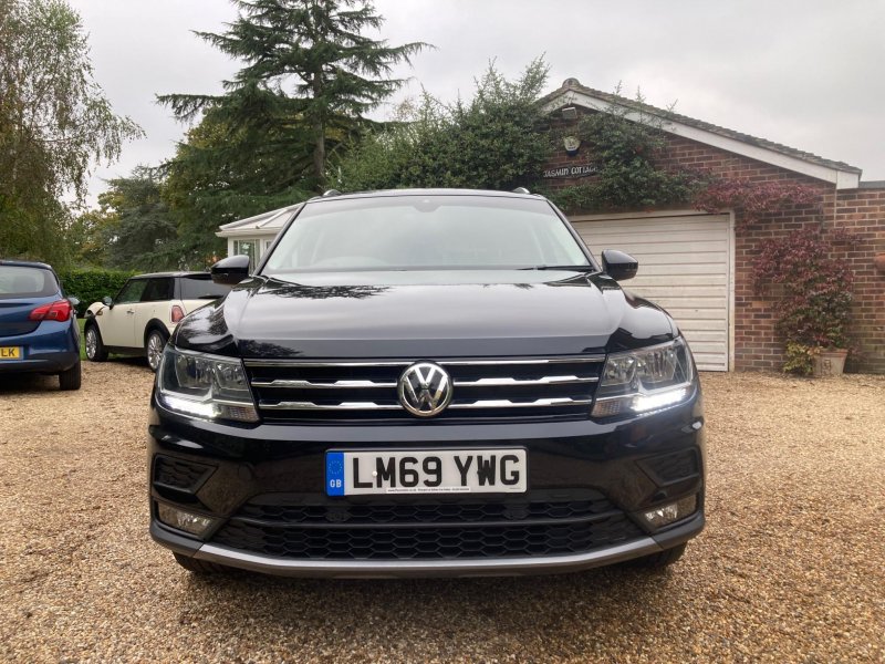 VOLKSWAGEN TIGUAN ALLSPACE