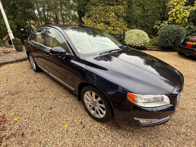 VOLVO S80