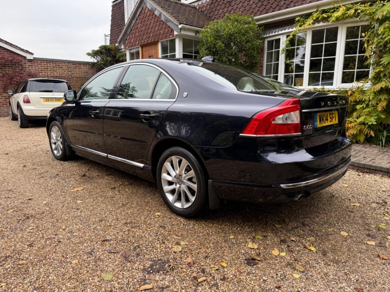 VOLVO S80
