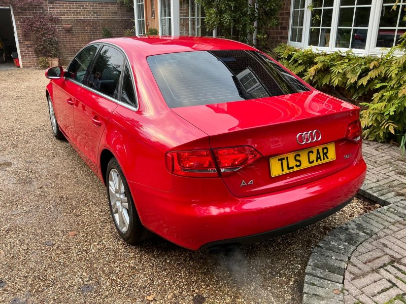 AUDI A4