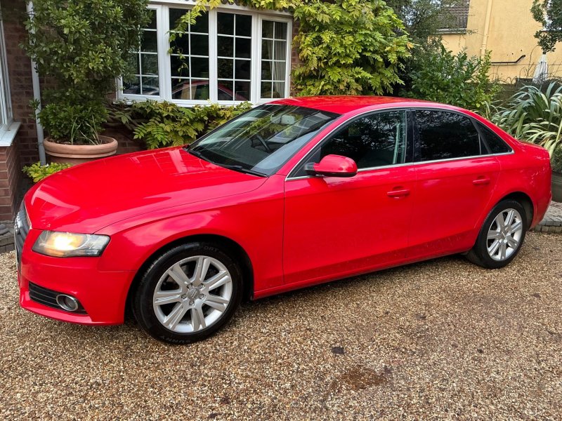 AUDI A4