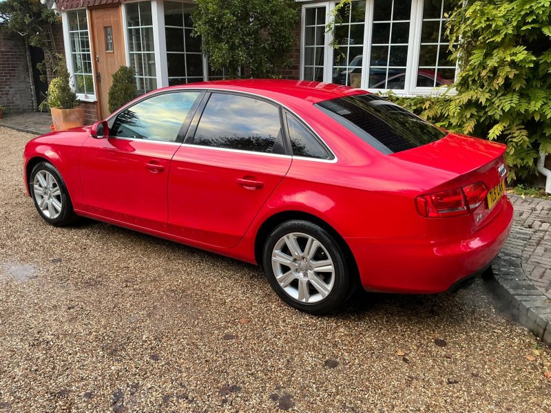 AUDI A4