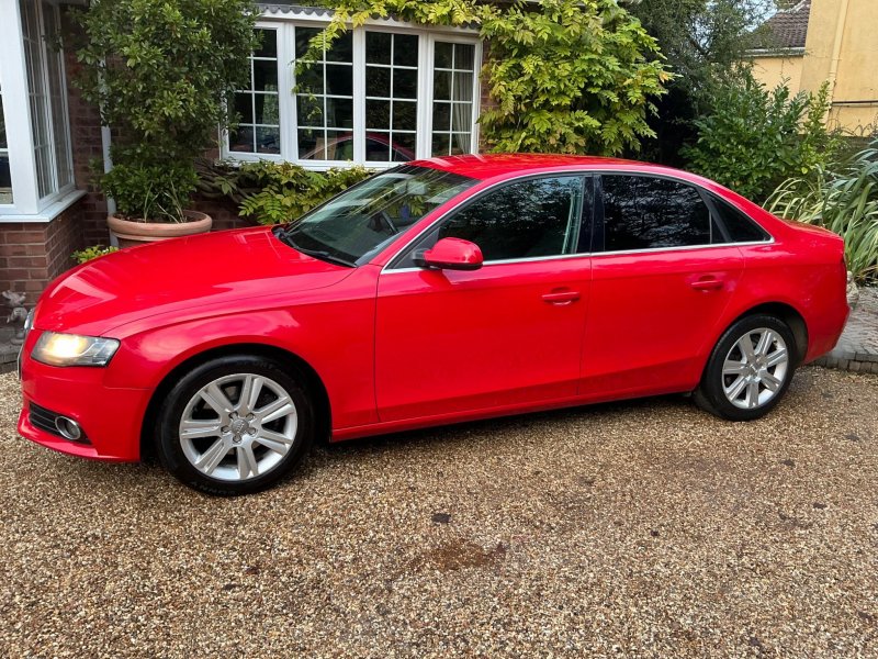 AUDI A4