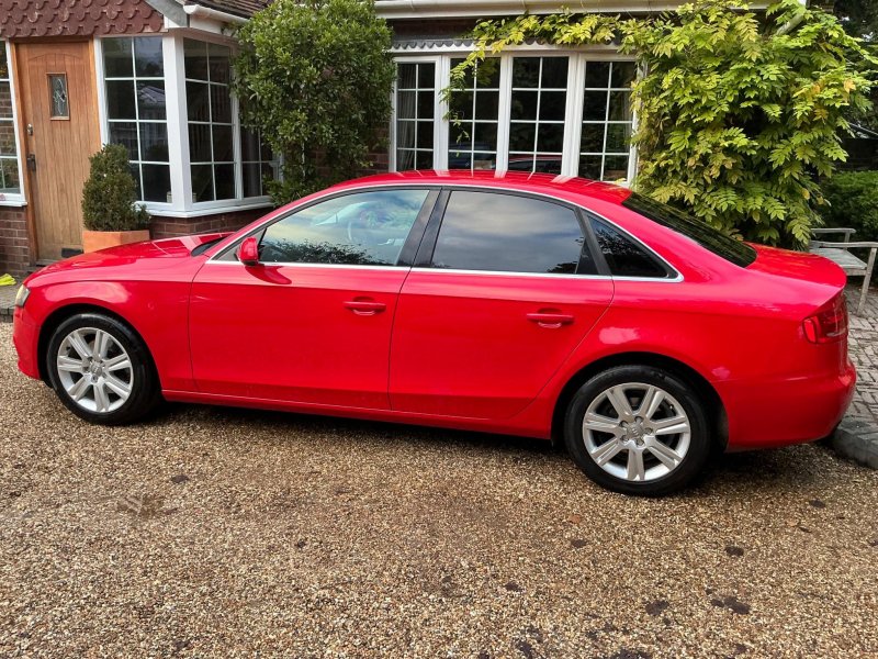AUDI A4
