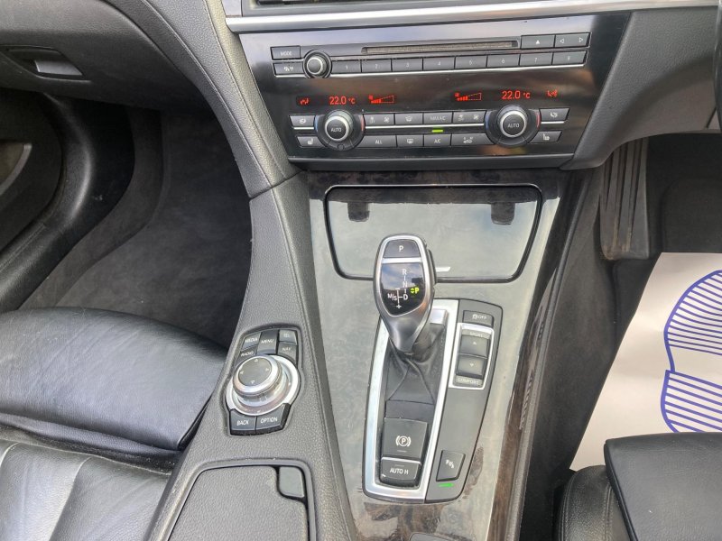 BMW 6 SERIES