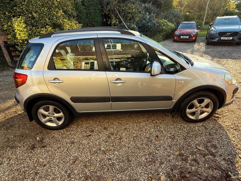 SUZUKI SX4