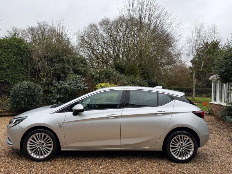 VAUXHALL ASTRA