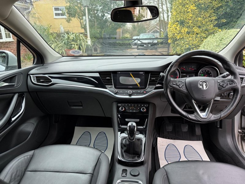 VAUXHALL ASTRA
