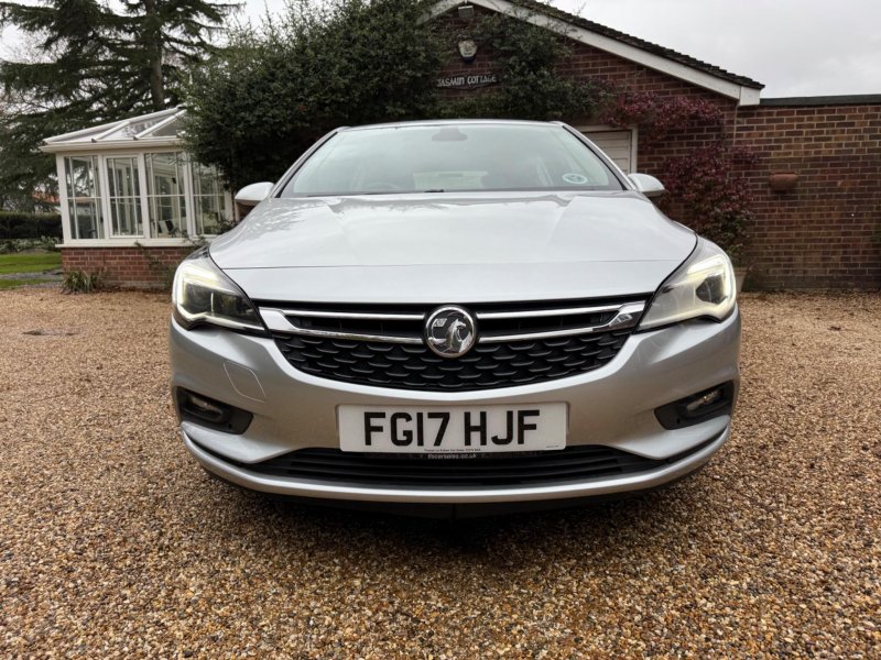 VAUXHALL ASTRA