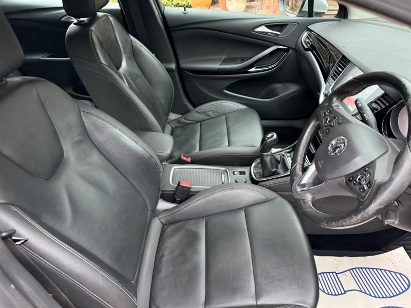 VAUXHALL ASTRA