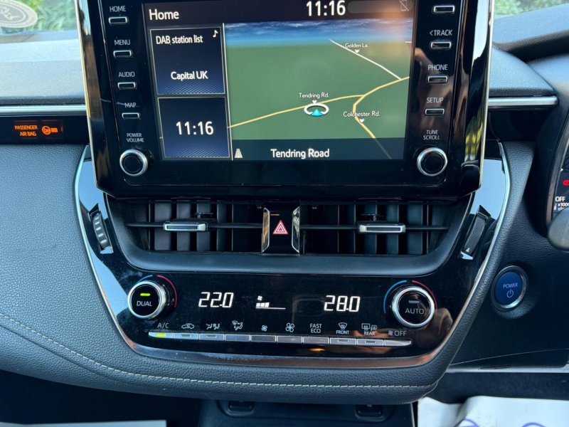 TOYOTA COROLLA
