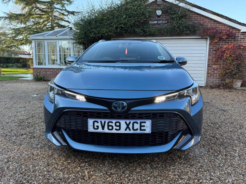 TOYOTA COROLLA