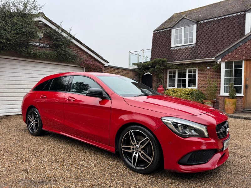 MERCEDES-BENZ CLA