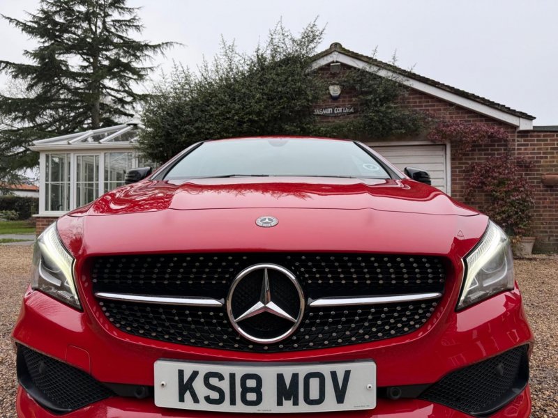 MERCEDES-BENZ CLA