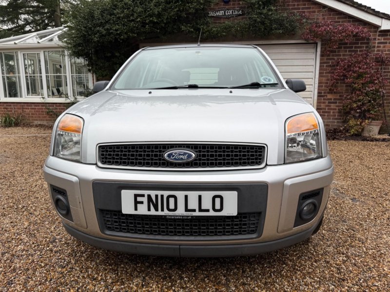 FORD FUSION
