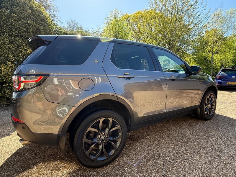 LAND ROVER DISCOVERY SPORT
