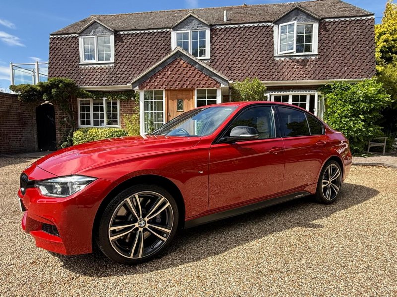 BMW 3 SERIES