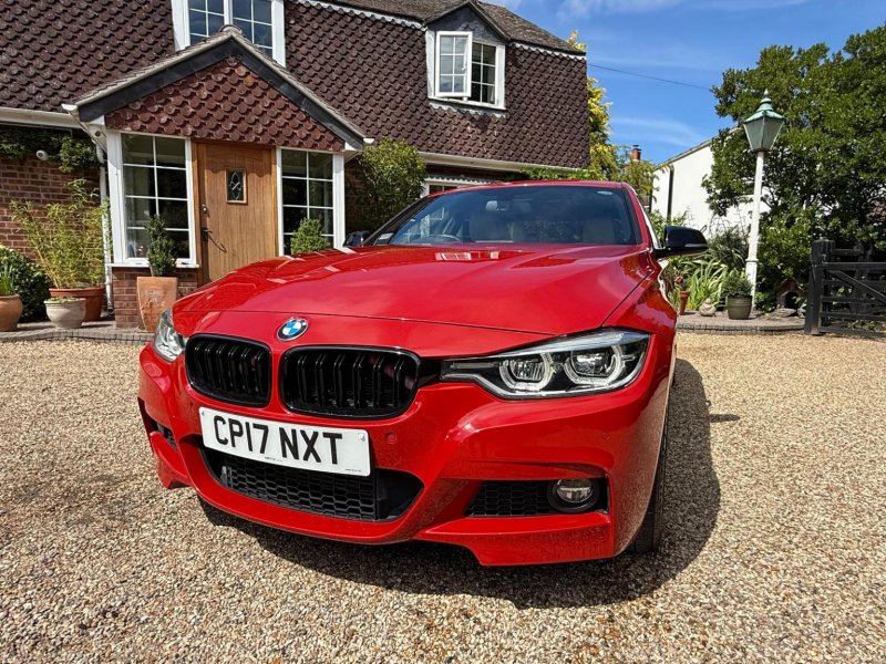 BMW 3 SERIES