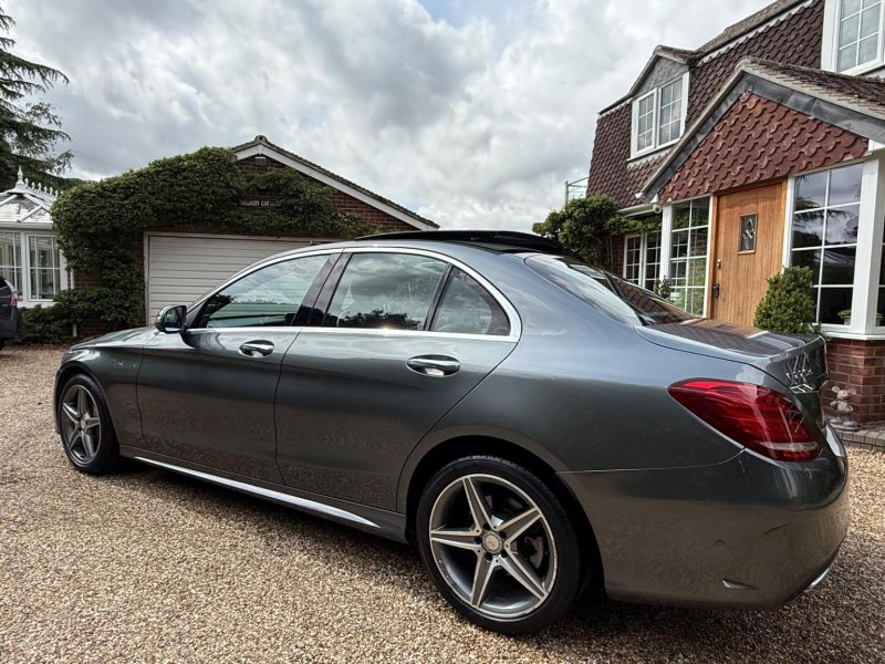 MERCEDES-BENZ C CLASS