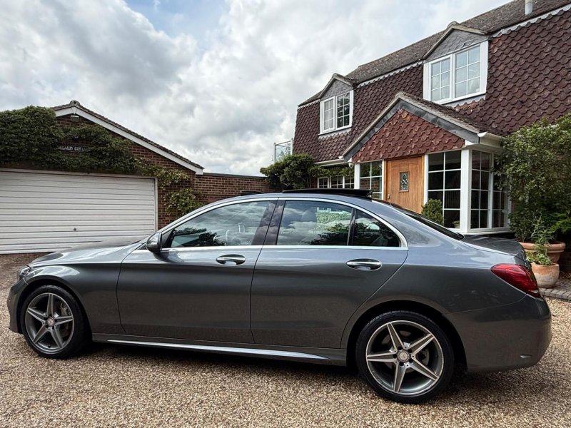MERCEDES-BENZ C CLASS