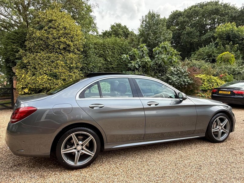 MERCEDES-BENZ C CLASS