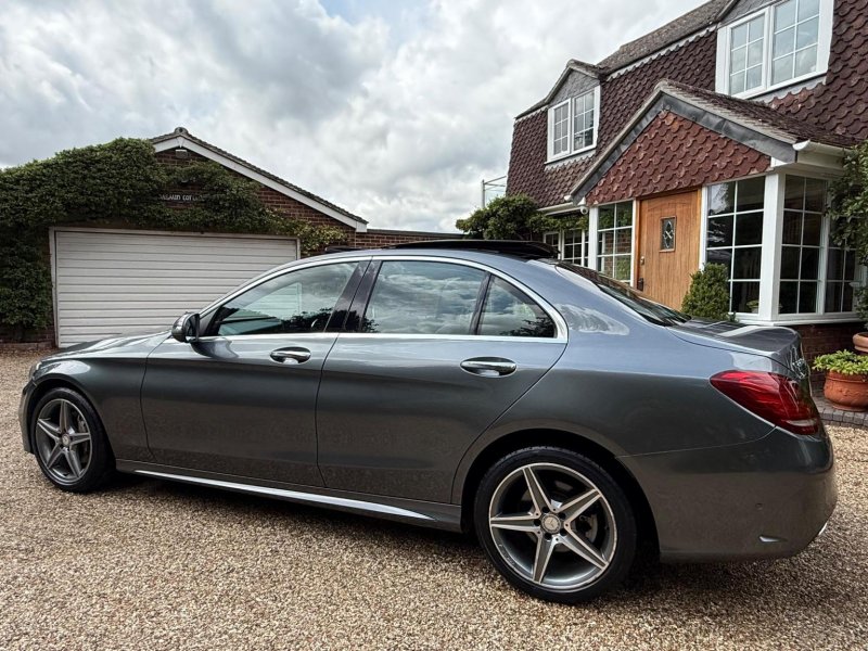MERCEDES-BENZ C CLASS