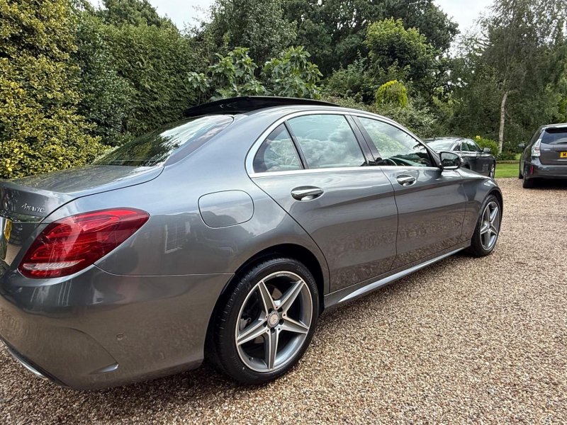 MERCEDES-BENZ C CLASS